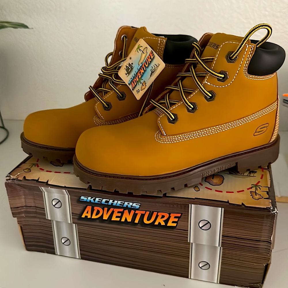 Skechers boots